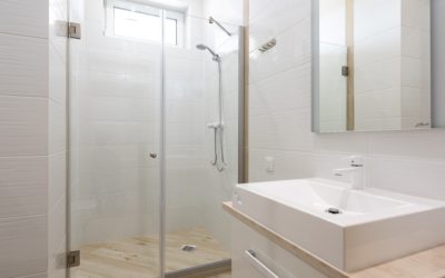 Which Type Of Shower Door Is Right For You?