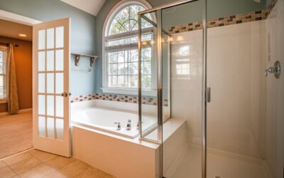 8 Myths About Glass Shower Doors